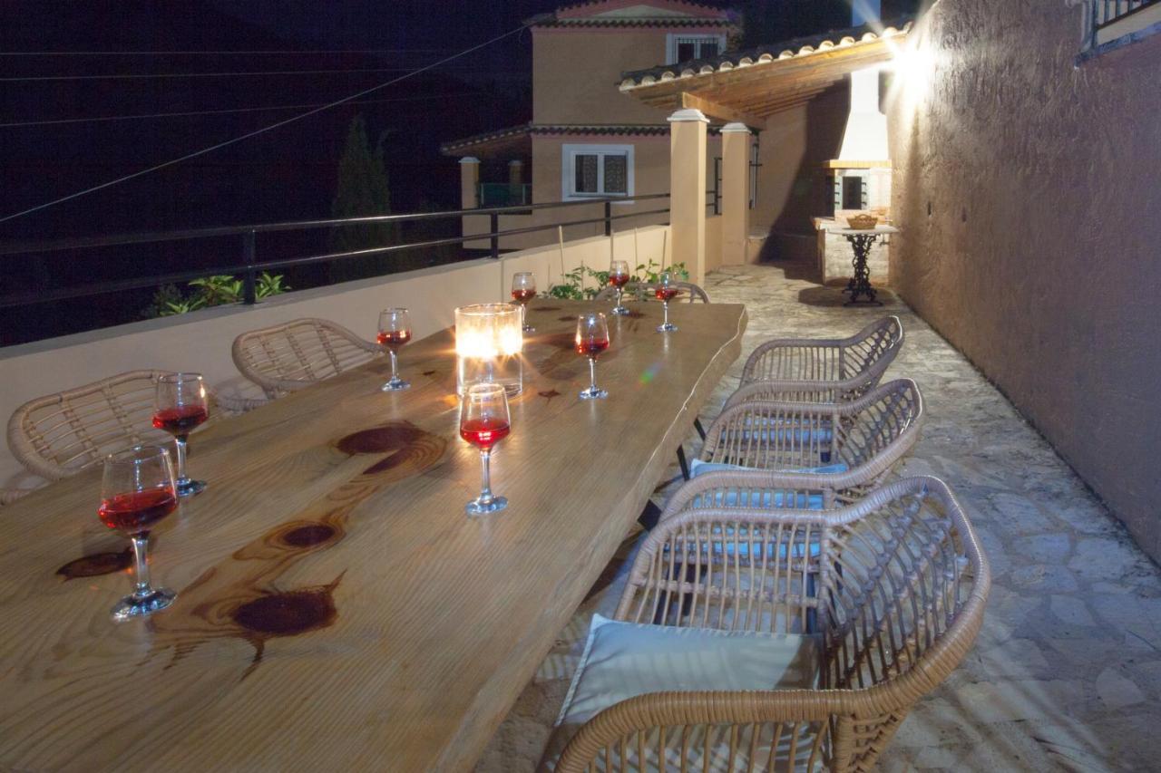 Odyssey Villas Kassiopi Esterno foto