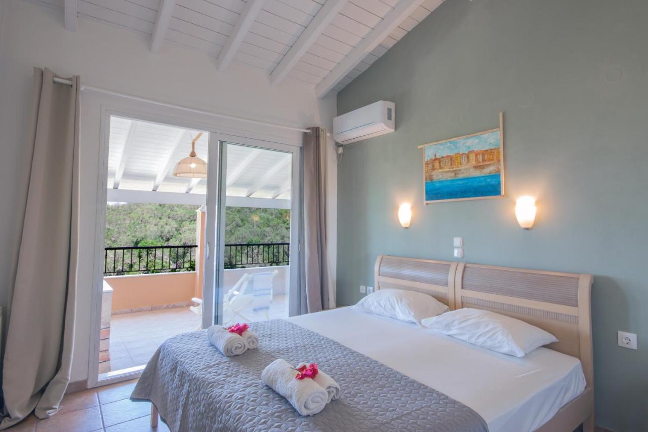 Odyssey Villas Kassiopi Esterno foto