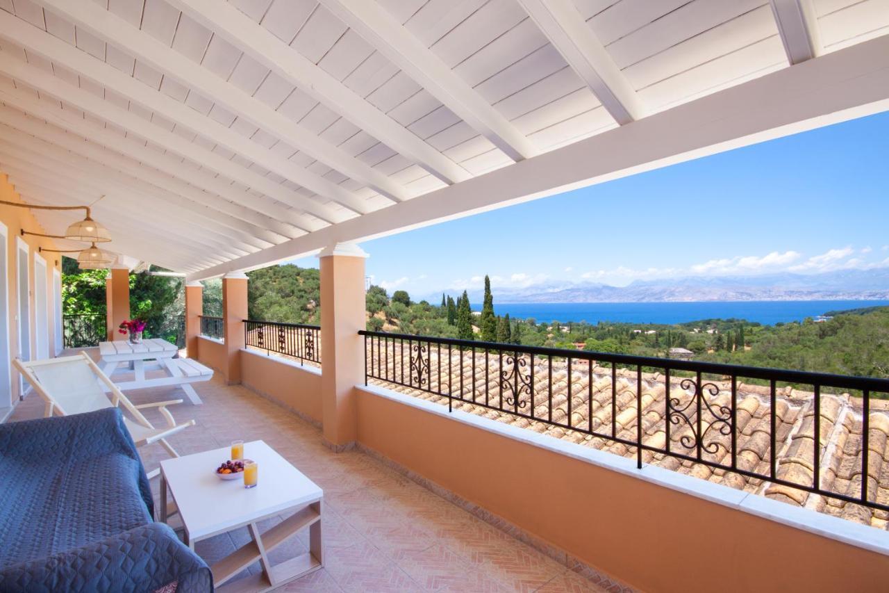 Odyssey Villas Kassiopi Esterno foto