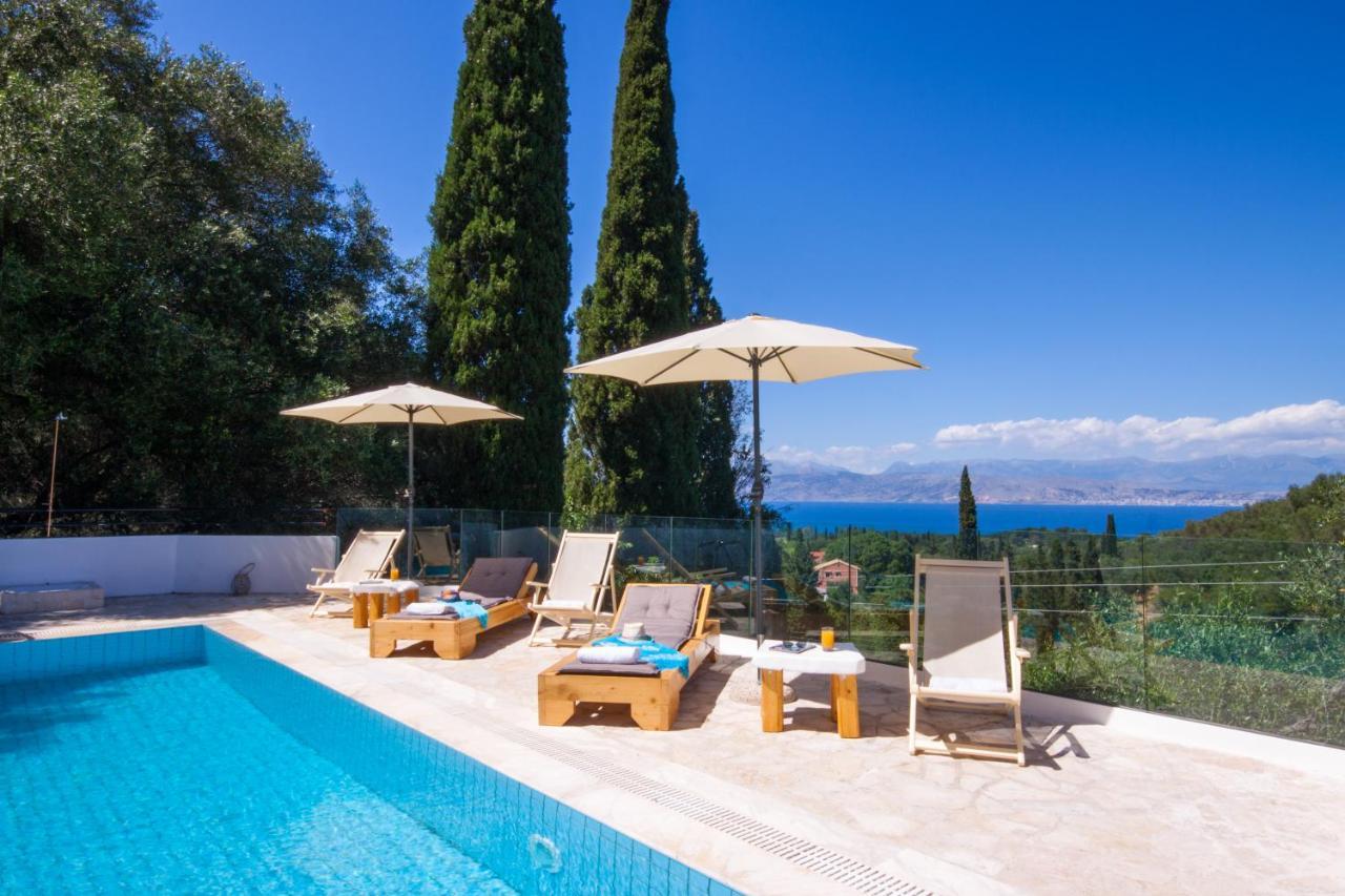 Odyssey Villas Kassiopi Esterno foto