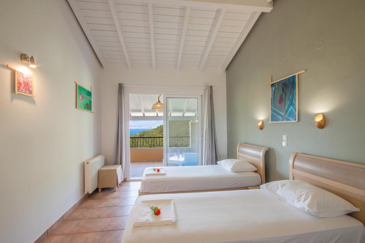 Odyssey Villas Kassiopi Esterno foto