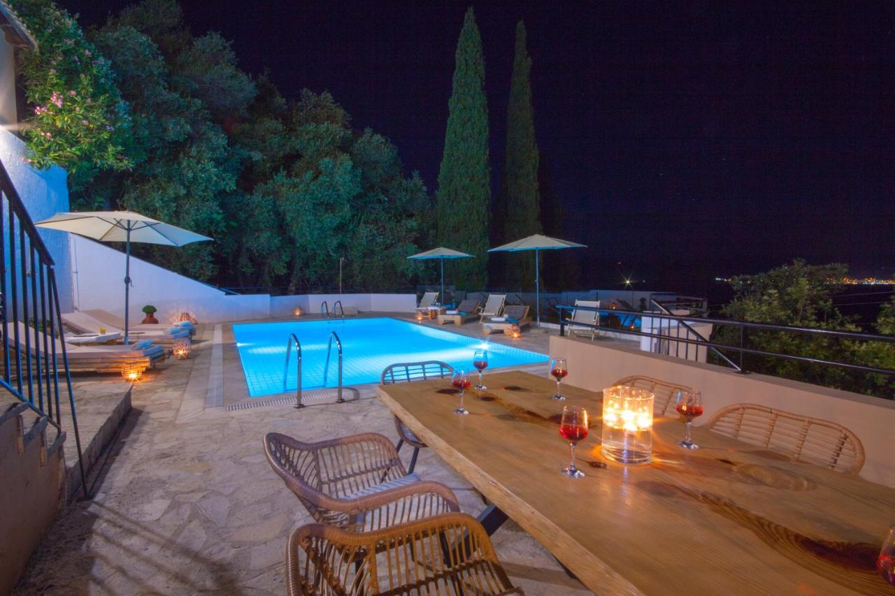 Odyssey Villas Kassiopi Esterno foto