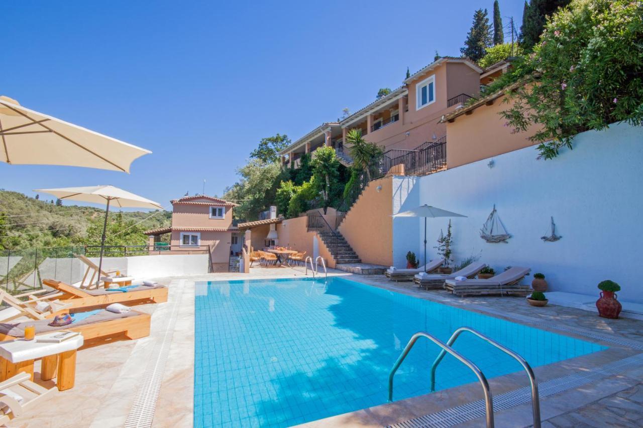 Odyssey Villas Kassiopi Esterno foto
